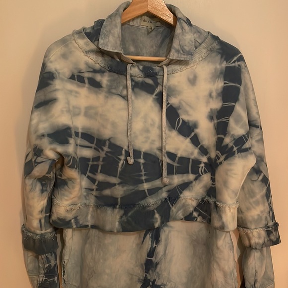 Anthropologie Cloth & Stone Natural Indigo shabori tie dye Lace-Up Henley Blouse - Picture 16 of 16